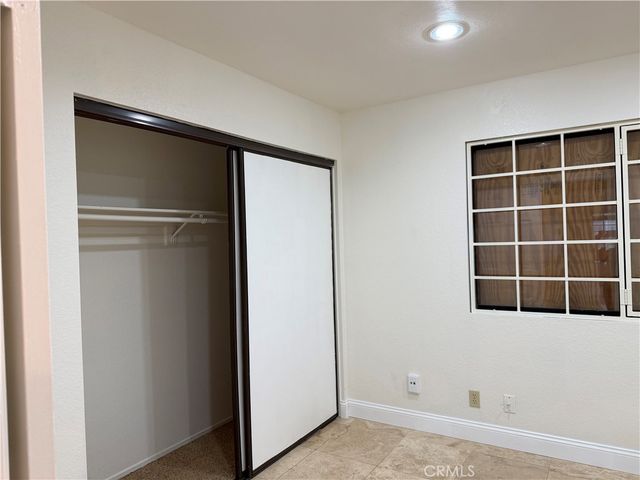 2421 Mangular, Corona, CA 92882