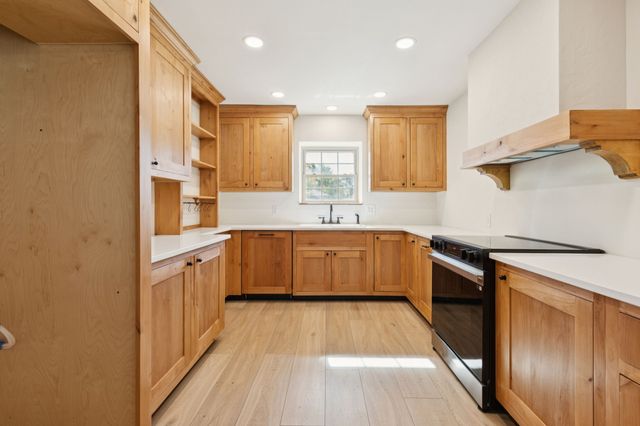 1805 Skyline Drive, Sherman, TX 75092