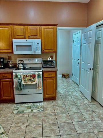 18970 SW 99TH STREET, Dunnellon, FL 34432