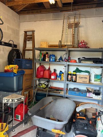 18970 SW 99TH STREET, Dunnellon, FL 34432