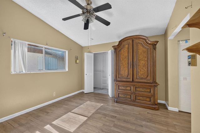 7513 SW 7TH Street, North Lauderdale, FL 33068