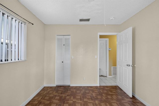 7513 SW 7TH Street, North Lauderdale, FL 33068