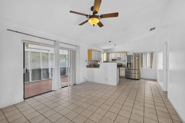 7513 SW 7TH Street, North Lauderdale, FL 33068