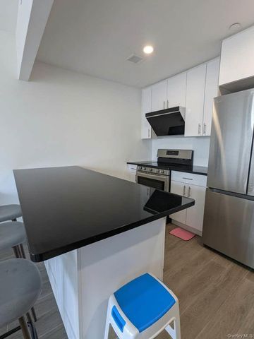 144-27 Sanford Avenue 6O, Flushing, NY 11355