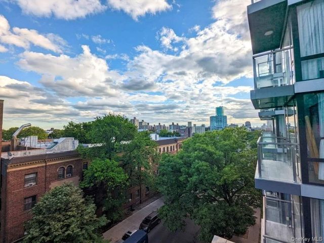 144-27 Sanford Avenue 6O, Flushing, NY 11355