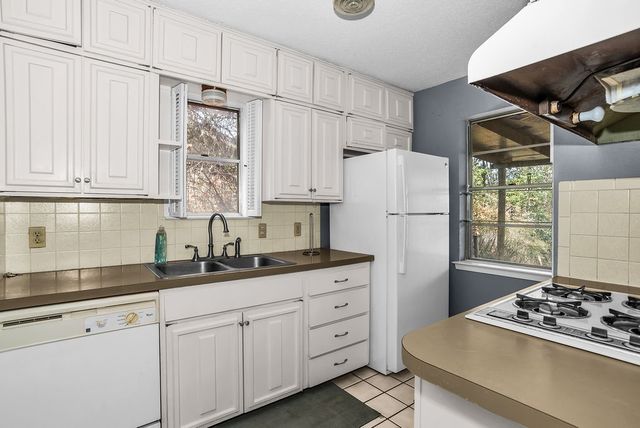 2909 David Lane, Arlington, TX 76013