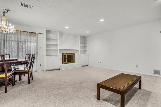 2909 David Lane, Arlington, TX 76013