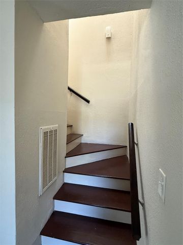 17202 Imperial Valley Drive 1, Houston, TX 77060
