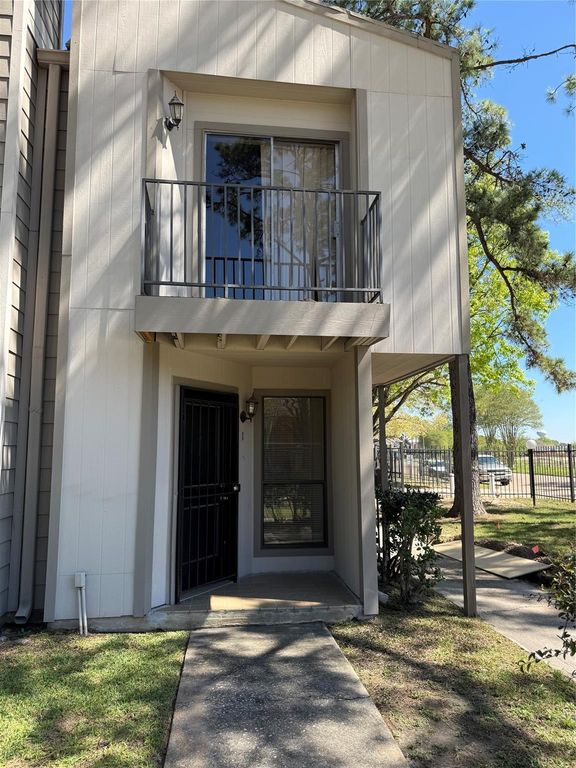 17202 Imperial Valley Drive 1, Houston, TX 77060