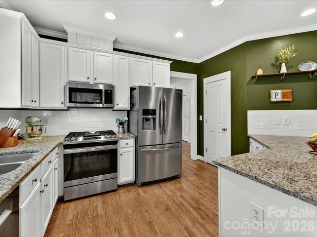 7553 Thorn Creek Lane, Tega Cay, SC 29708