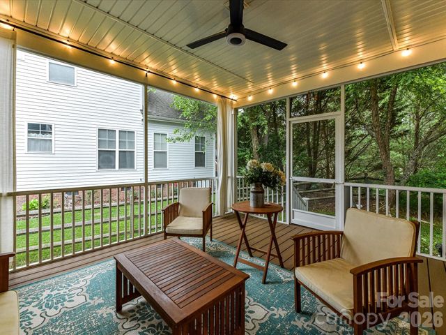 7553 Thorn Creek Lane, Tega Cay, SC 29708