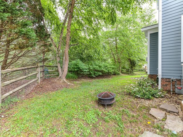 7553 Thorn Creek Lane, Tega Cay, SC 29708