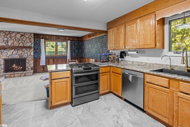 105 Shaftsbury Road, Clemson, SC 29631