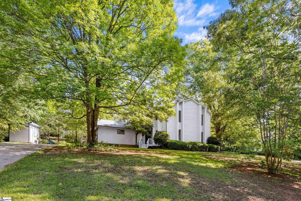 105 Shaftsbury Road, Clemson, SC 29631