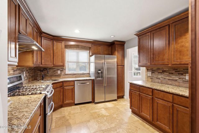 119 Pine Needle Street, Howell, NJ 07731
