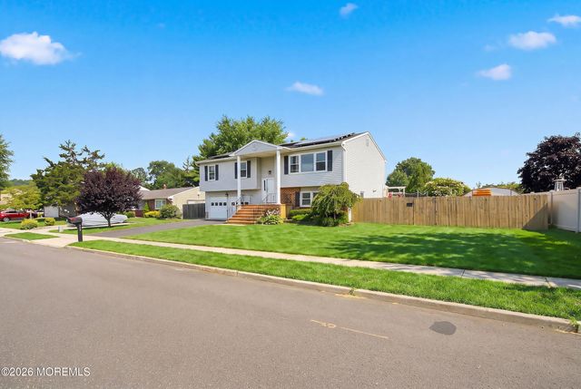 119 Pine Needle Street, Howell, NJ 07731
