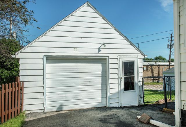 1711 Bertch Avenue, Waterloo, IA 50702