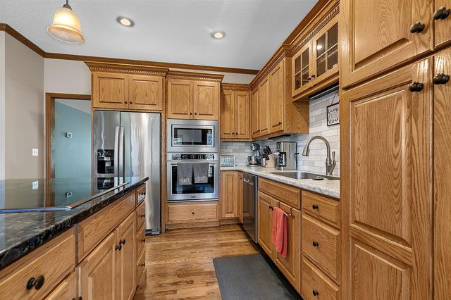 1010 Eveningstar Court, Sartell, MN 56377