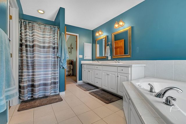 1010 Eveningstar Court, Sartell, MN 56377