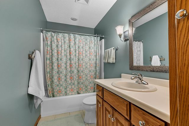 1010 Eveningstar Court, Sartell, MN 56377