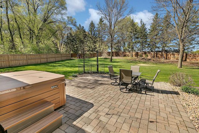 1010 Eveningstar Court, Sartell, MN 56377