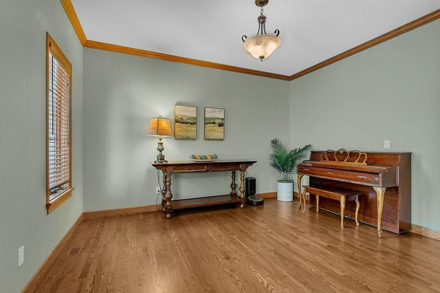 1010 Eveningstar Court, Sartell, MN 56377