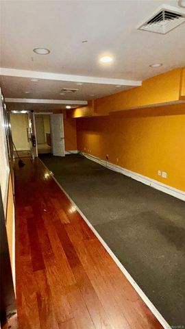 11221 Jamaica AVE, Richmond Hill, NY 11418