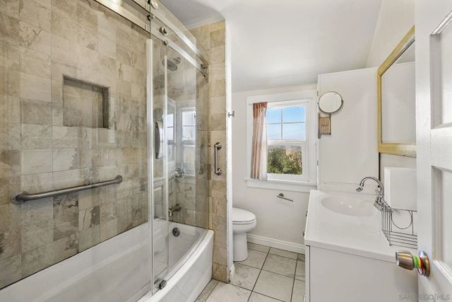 607 Rancho Vista Rd, Vista, CA 92083
