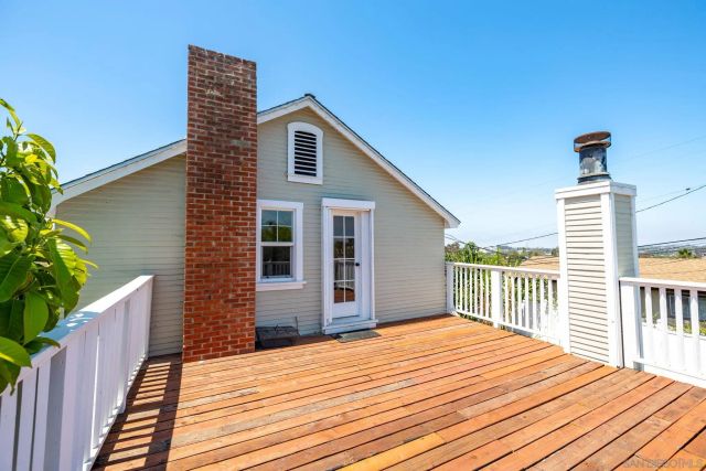 607 Rancho Vista Rd, Vista, CA 92083