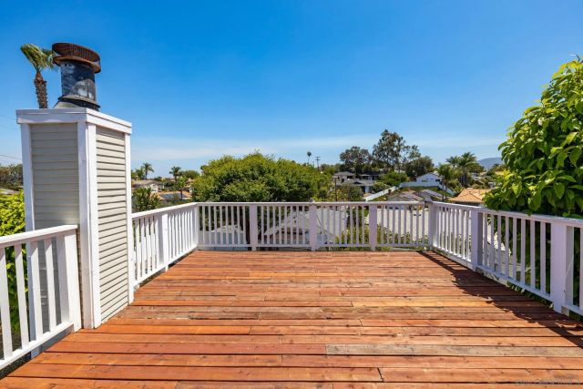607 Rancho Vista Rd, Vista, CA 92083