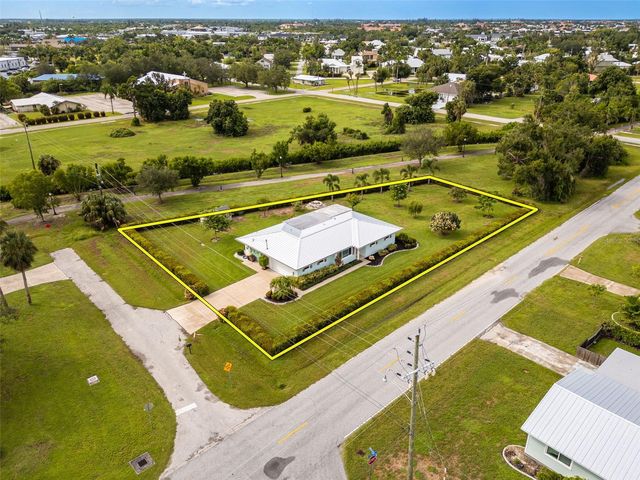 405 W CHARLOTTE AVENUE, Punta Gorda, FL 33950