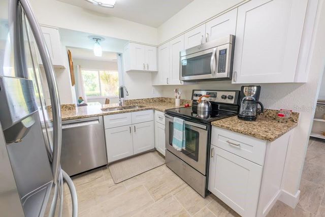 405 W CHARLOTTE AVENUE, Punta Gorda, FL 33950