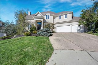 11013 S Glenview Lane, Olathe, KS 66061
