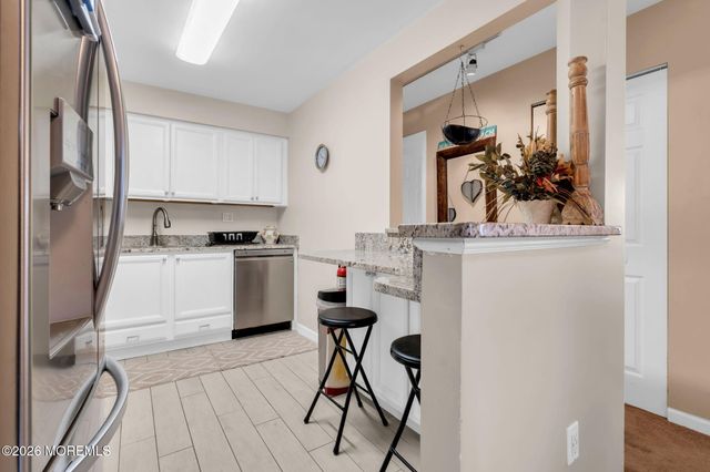 22 Newport Court 210, Brick, NJ 08724