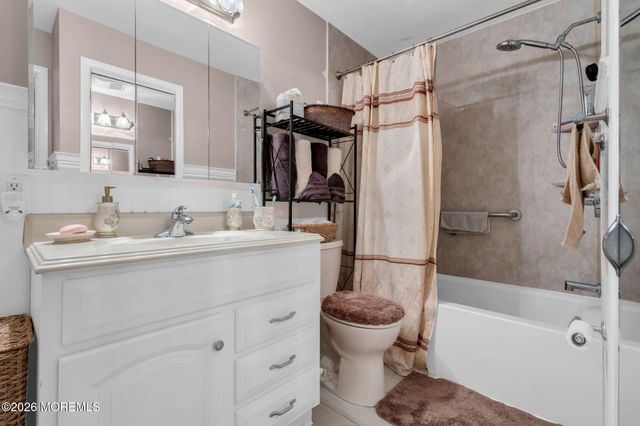 22 Newport Court 210, Brick, NJ 08724