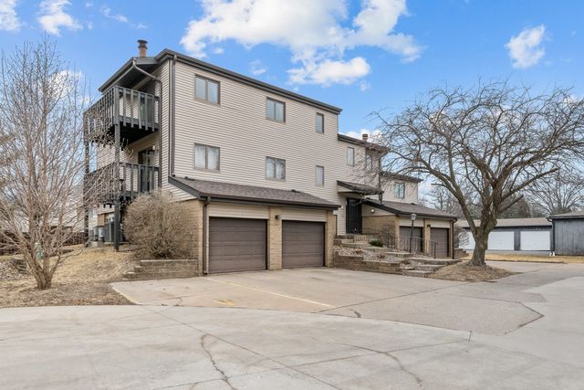 3131 4th Street 3131, Moline, IL 61265