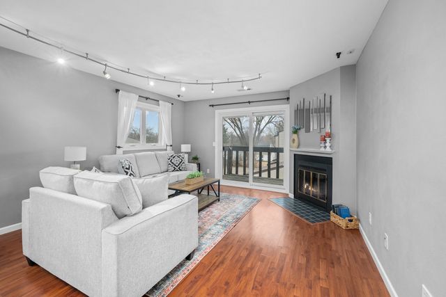 3131 4th Street 3131, Moline, IL 61265