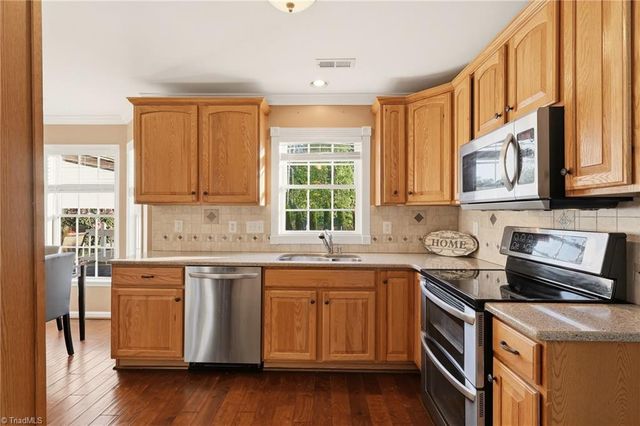 5911 Highland Grove Drive, Summerfield, NC 27358