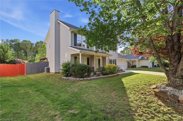 5911 Highland Grove Drive, Summerfield, NC 27358