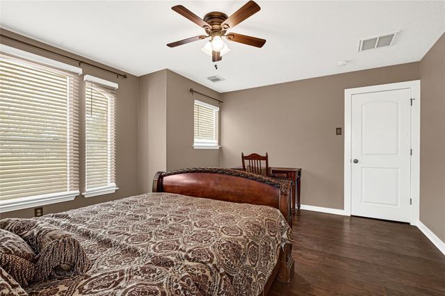 1031 Deerpass Drive, Channelview, TX 77530