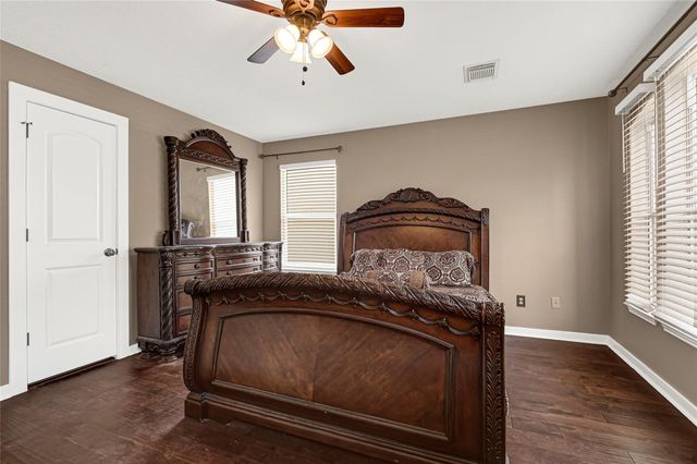 1031 Deerpass Drive, Channelview, TX 77530