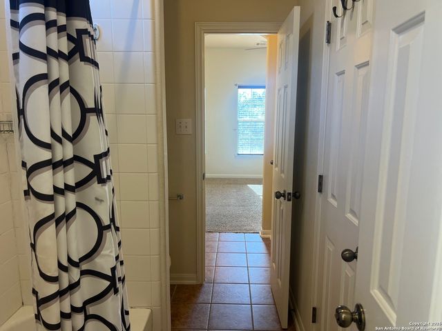 1607 Heavens Peak, San Antonio, TX 78258