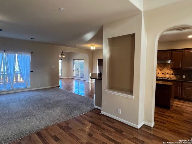 1607 Heavens Peak, San Antonio, TX 78258