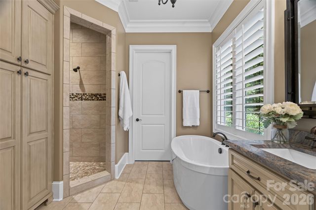 3225 Lake Pointe Drive, Belmont, NC 28012