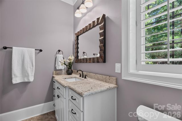 3225 Lake Pointe Drive, Belmont, NC 28012