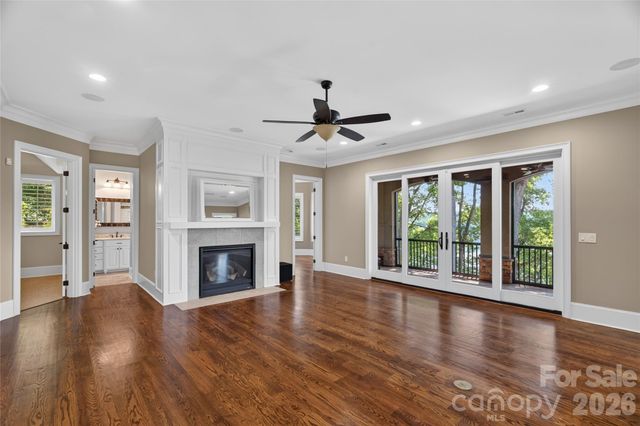 3225 Lake Pointe Drive, Belmont, NC 28012