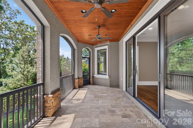 3225 Lake Pointe Drive, Belmont, NC 28012