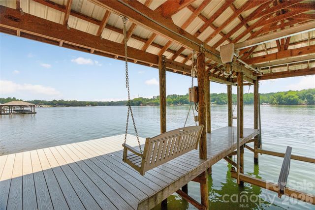 3225 Lake Pointe Drive, Belmont, NC 28012