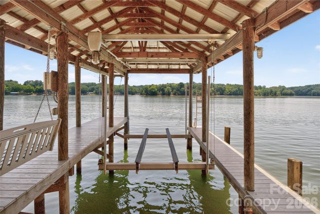 3225 Lake Pointe Drive, Belmont, NC 28012