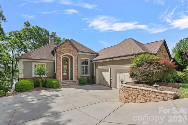 3225 Lake Pointe Drive, Belmont, NC 28012